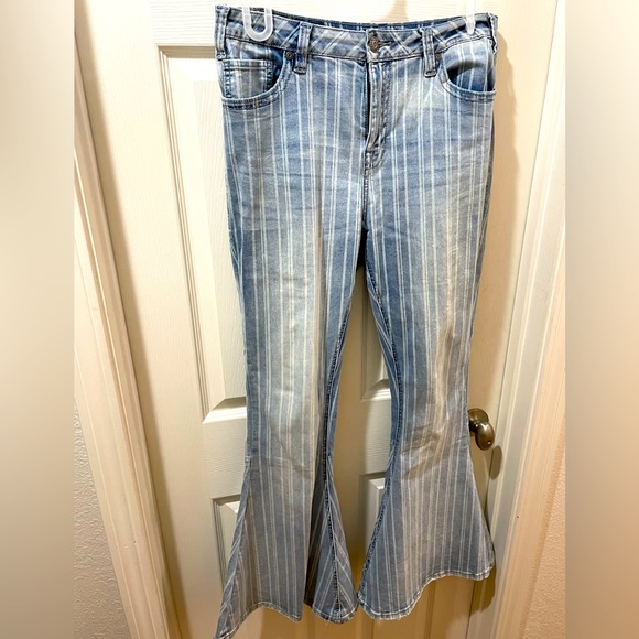 High rise extra stretch striped bell bottom jeans from Rock & Roll Cowgirl - Picture 2 of 3